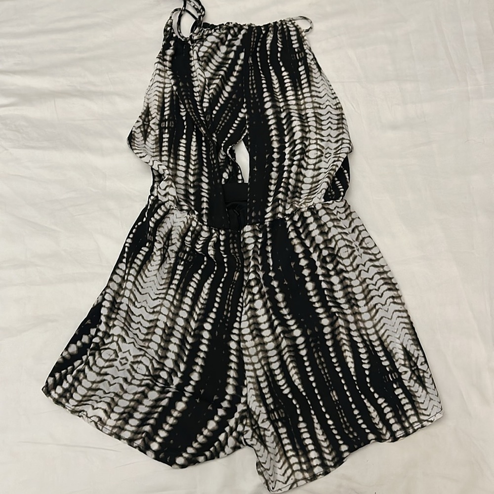 LEITH PRINTED ROMPER - Picture 5 of 7